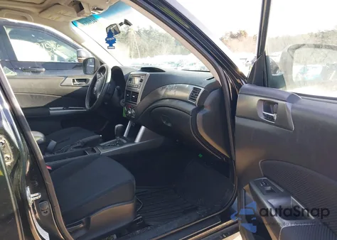 2011 Subaru Forester 2.5X Premium z USA, uszkodzony, nr VIN JF2SHADC1BH737533